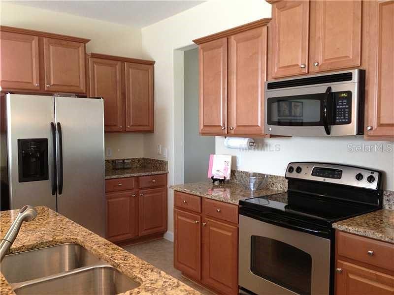 2nd image of 2109 Crosston Cir