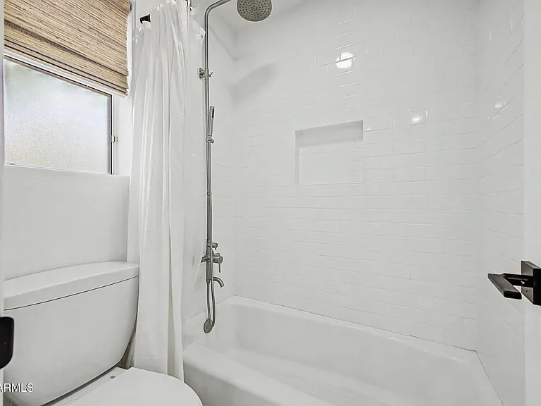 5773 W Shannon St — Photo 34