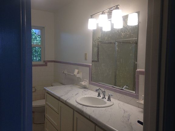 3rd image of 2761 Wayman Dr
