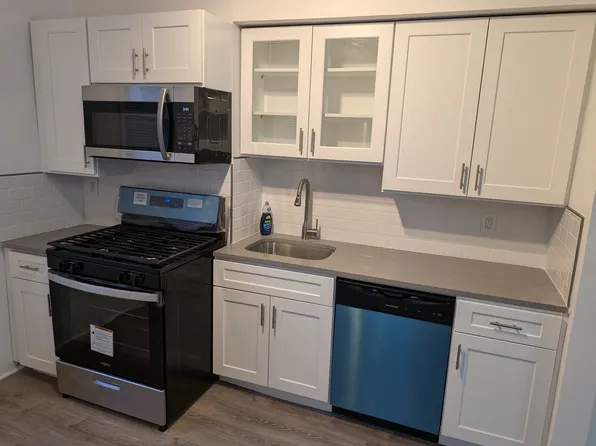 389 Baldwin Ave #3L, Jersey City, NJ 07306