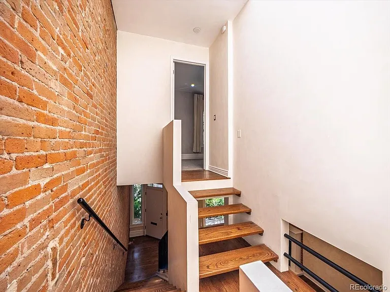 2753 Champa St — Photo 17