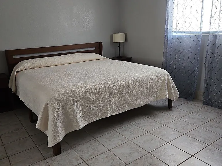 4949 Desert Knoll Ave #31 — Photo 4