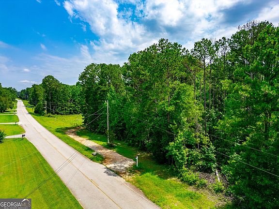 2nd image of Dixon Rd