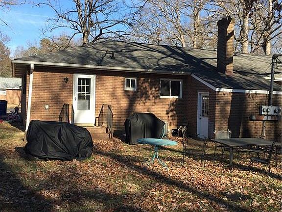 2nd image of 2823 Libwood Ave