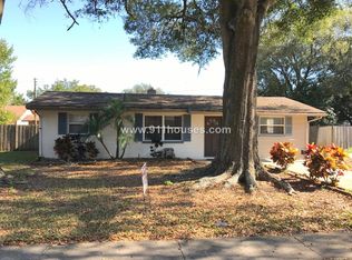 6208 11th St, Zephyrhills, FL 33542