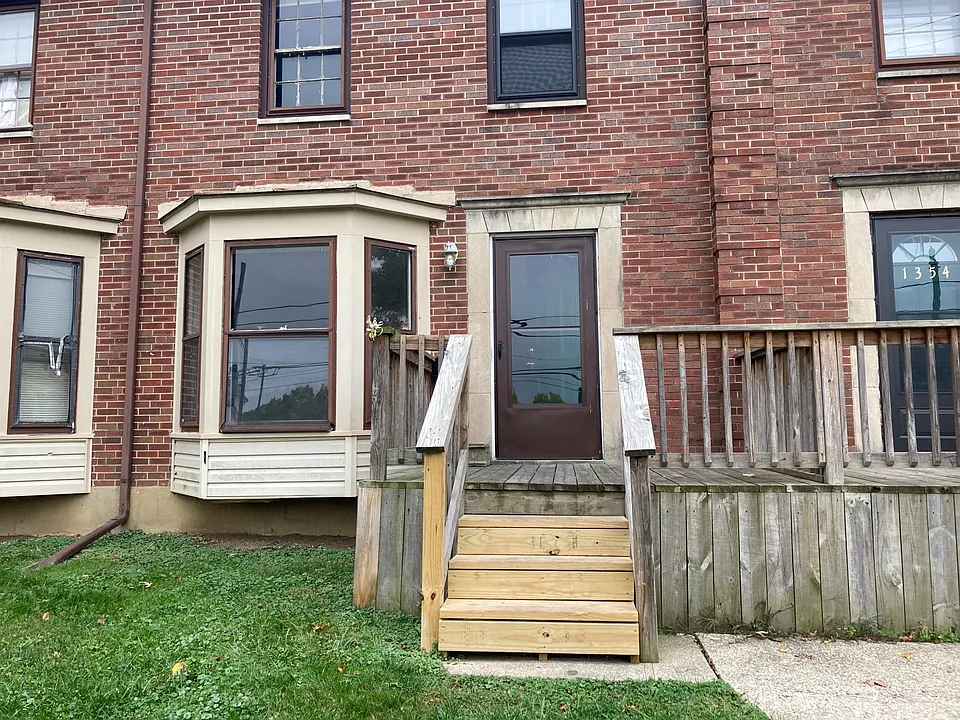 1356 Huffman Ave