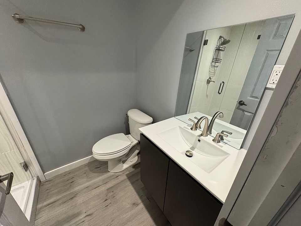 Bathroom / vanity