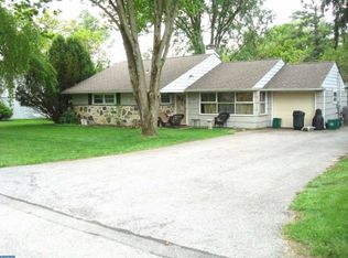 220 N Laurel Ln, Exton, PA 19341