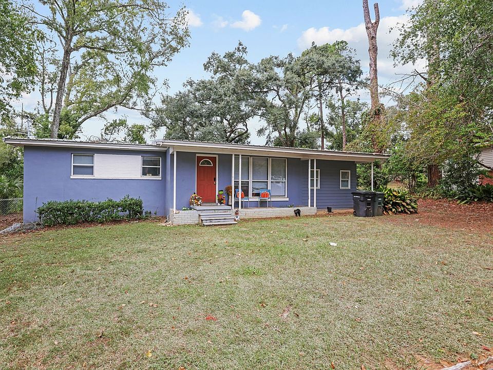 1st image of 206 Juniper Dr