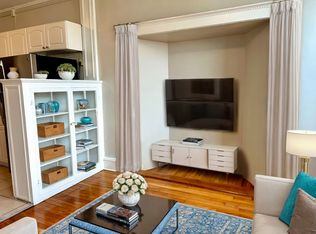 68 Egmont St #1M, Brookline, MA 02446