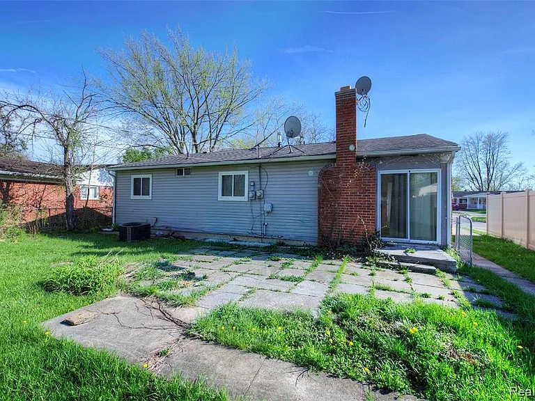 35030 Michelle Dr — Photo 45