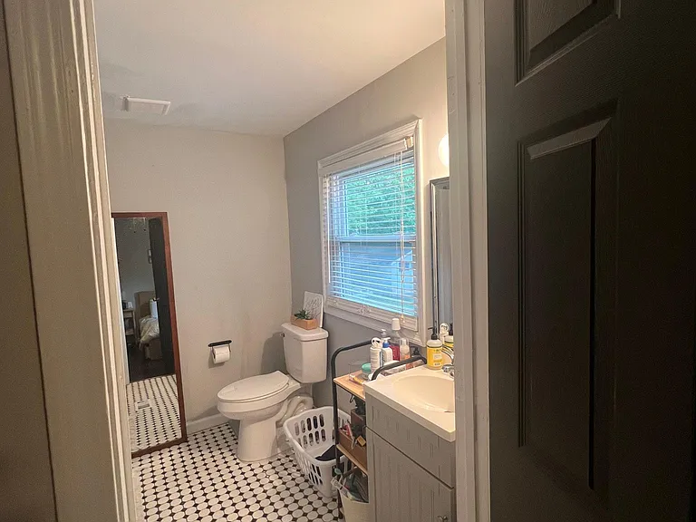 1524 Melrose Dr SW — Photo 14