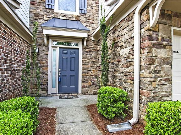 4th image of 5147 Madeline Pl