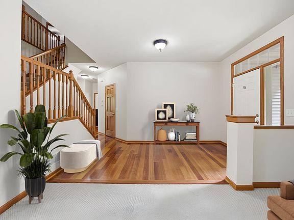 4th image of 1020 Creekwood Dr N