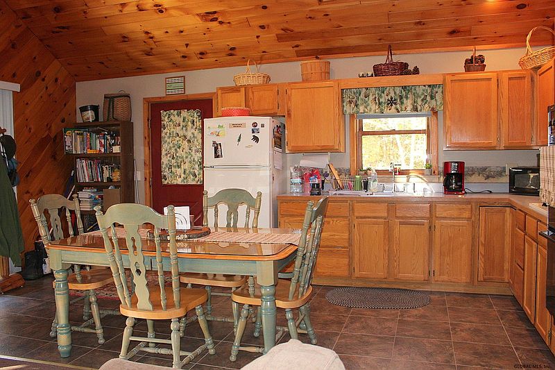 5th image of 500 ROSSMAN VALLEY Road