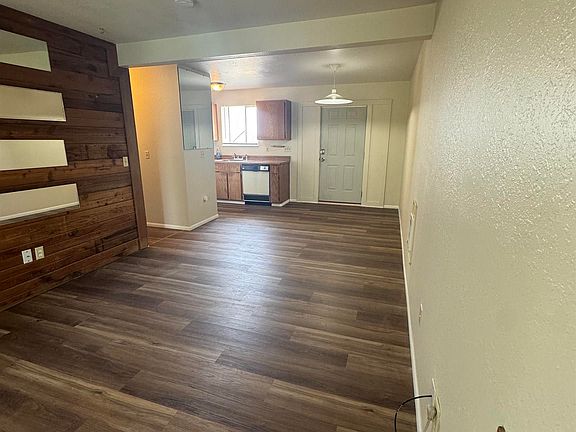 5th image of 1701 NW Lamont St APT D