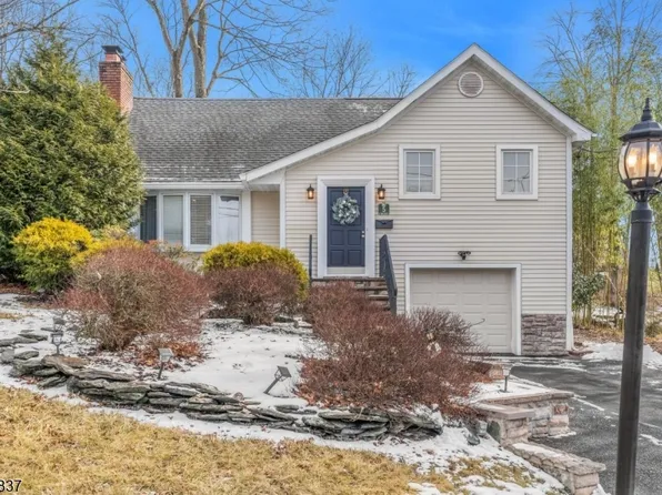 5 Summit Dr, Wayne Twp., NJ 07470