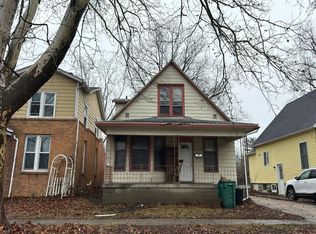 1828 S 2nd St, Springfield, IL 62704