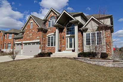 ちー 12831 S Skyline Dr, Plainfield, IL 60585 | Zillow
