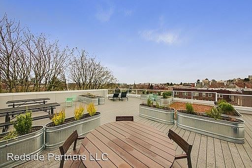 3rd image of 1715 12th Ave #304