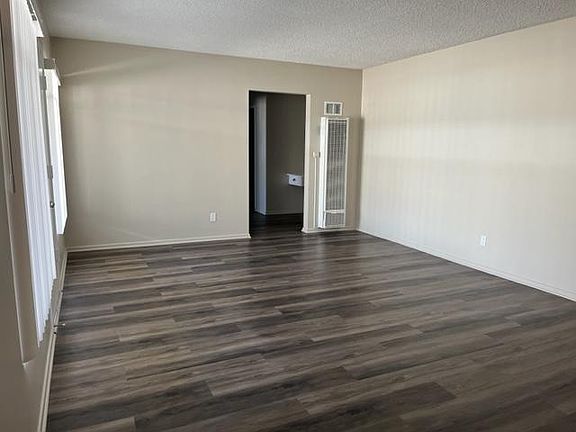 4th image of 510 Avenue F