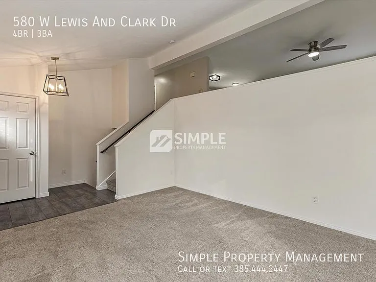 580 W Lewis And Clark Dr — Photo 6