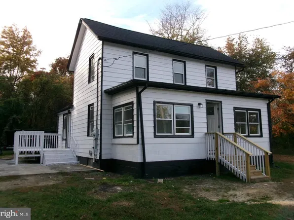 668 Fairview Rd, Glassboro, NJ 08028