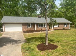 208 Bridgewood Ave, Taylors, SC 29687