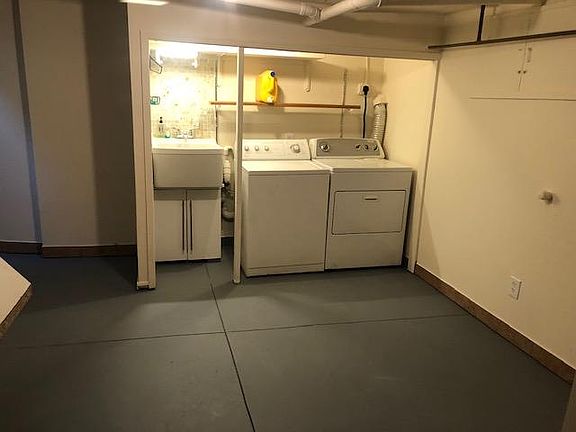 4th image of 107 E Alameda Ave