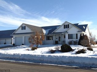 920 Maplewood Ave, Litchfield, MN 55355