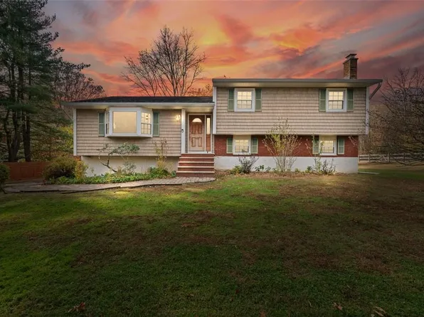 32 Sanfordville Road, Warwick, NY 10990