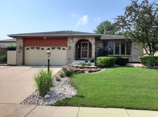 4901 Lorin Ln, Oak Forest, IL 60452