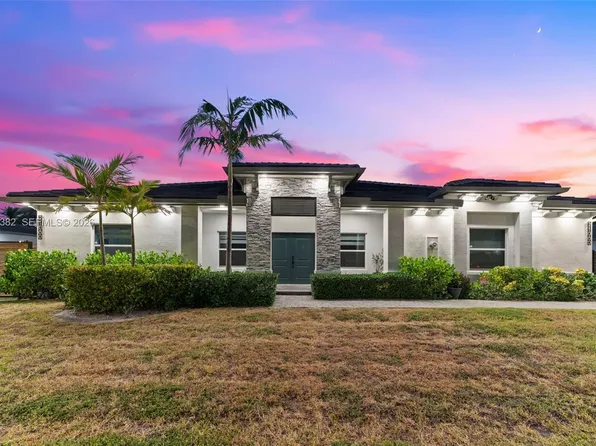 21080 SW 127th Pl, Miami, FL 33177