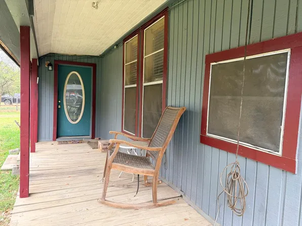 210 Fears St, Pineland, TX 75968