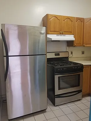 Rented by G2 Realty Group LLC | media 32