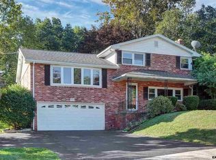 2690 Hartford Rd, York, PA 17402