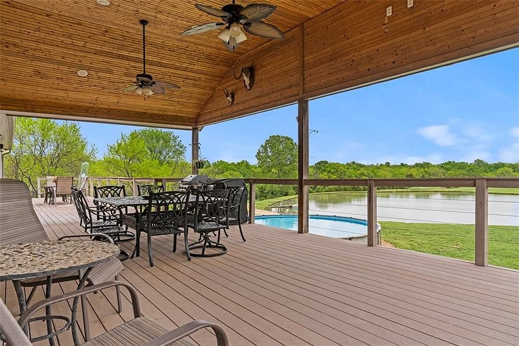 28349 Pleasant Valley Rd, Paola, KS 66071 MLS 2430639 Zillow