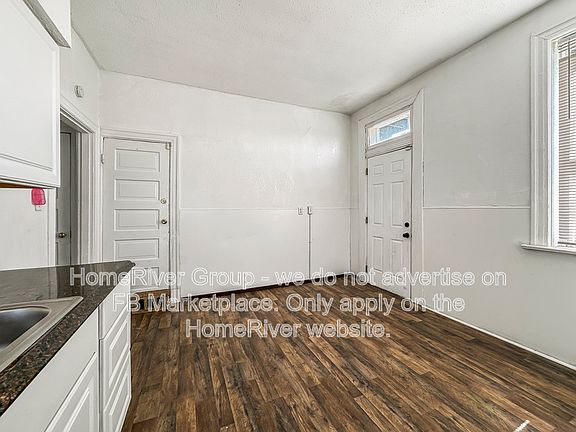 4th image of 3280 Gravois Ave