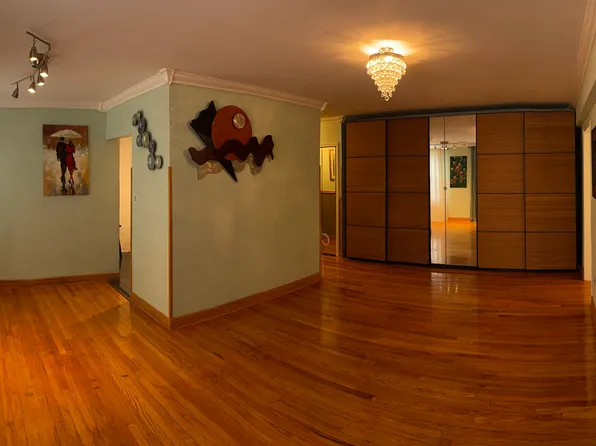 105-30 66th Avenue image 5 of 30