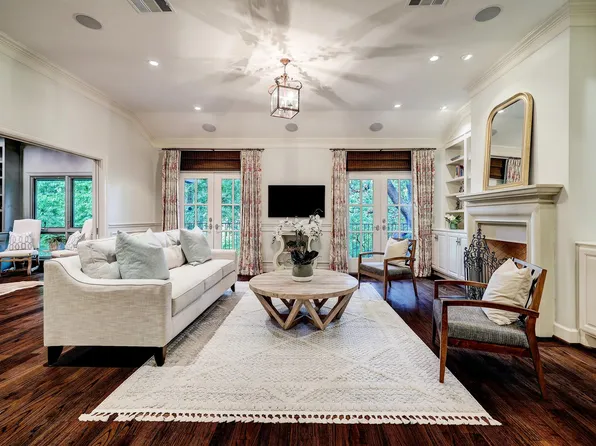 6599 Bayou Glen Rd, Houston, TX 77057