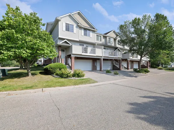 7681 Ponds Edge Path, Savage, MN 55378