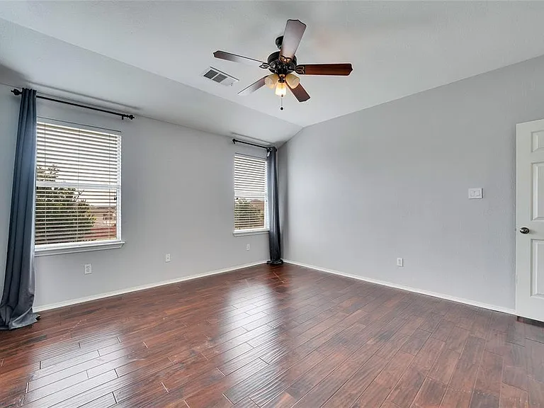 11129 Persimmon Gap Dr — Photo 25