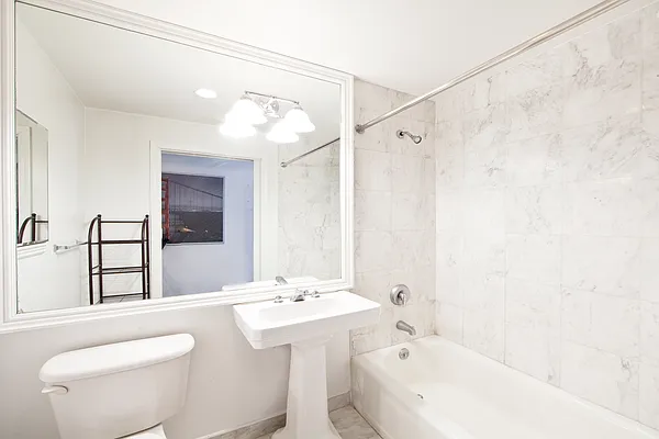 Rented by R New York | media 45