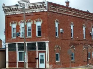 139 S Main St, Stockton, IL 61085