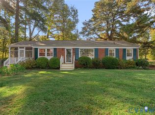 310 E Gwynnfield Rd, Tappahannock, VA 22560