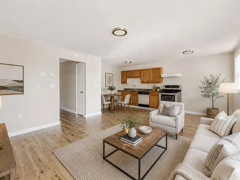 1422 Macon St — Photo 3