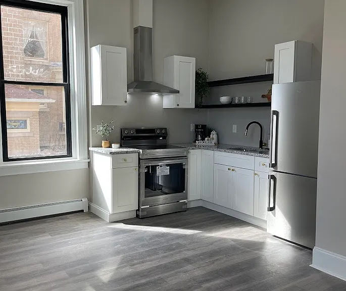 150 S Franklin St #2 — Photo 7