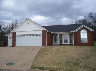 2303 Osage Cir, Fort Smith, AR 72901
