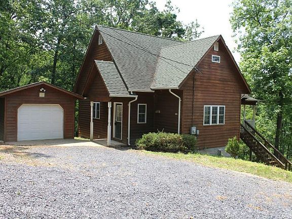2nd image of 166 Broadway Ct