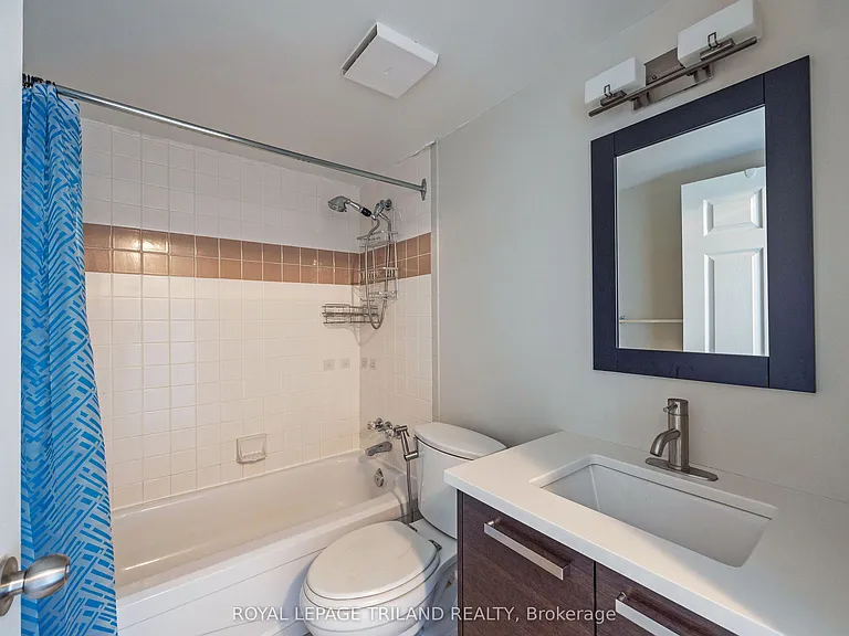 155 Kent St #606 — Photo 8